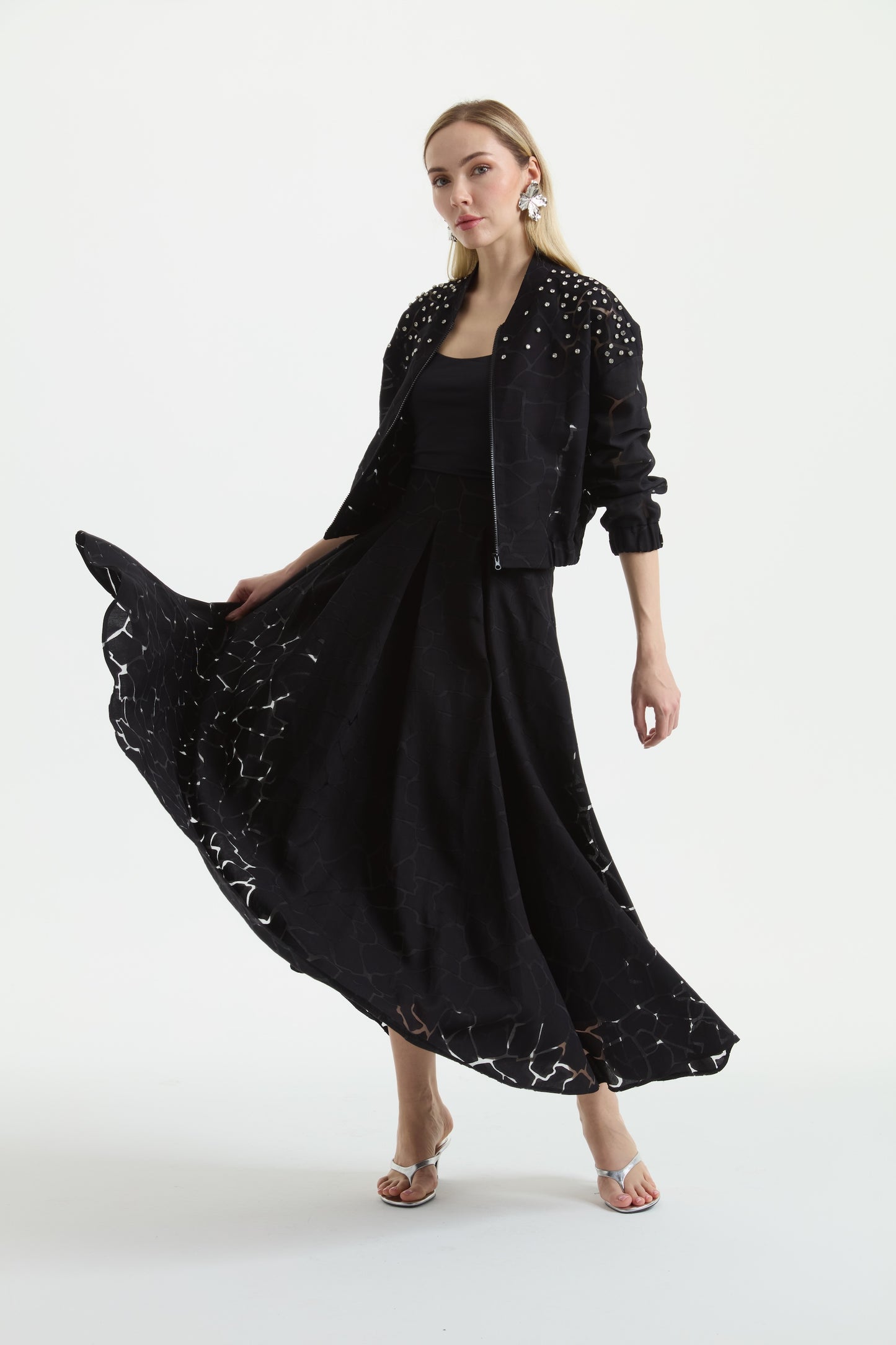 Noir Embellish Set Takım